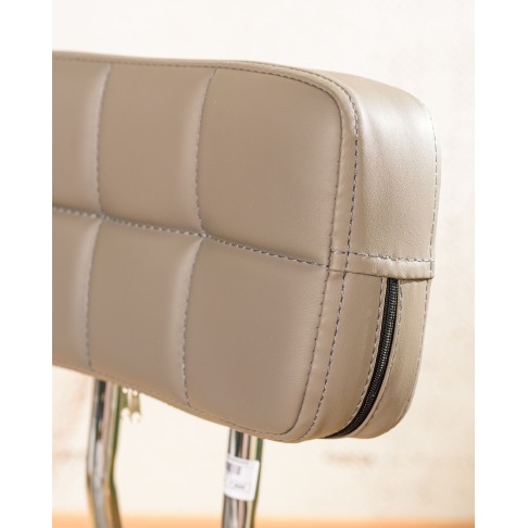 Stol Parukerie